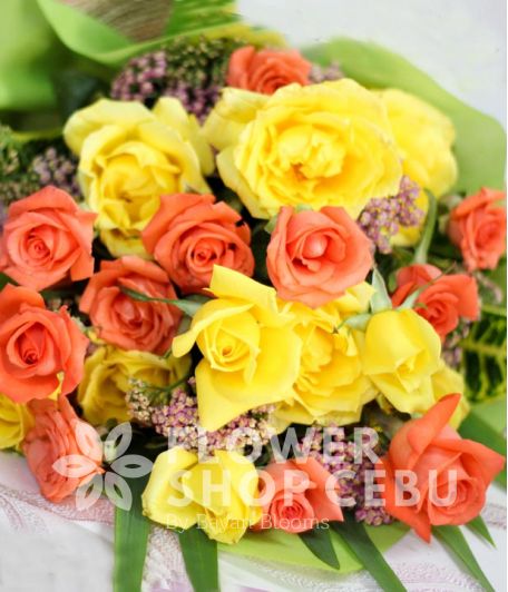1 Dozen Yellow and 1 Dozen Peach Roses (Round Bouquet) 1 Dozen Yellow and 1 Dozen Peach Roses (Round Bouquet)
