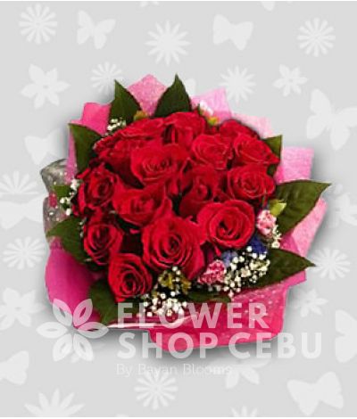 18 Red Ecuadorian Roses